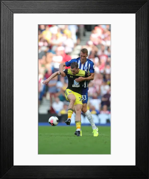 Framed Print : Brighton and Southampton Clash in the Premier League (24AUG19) Framed Print : Brighton and Southampton Clash in the Premier League (24AUG19)