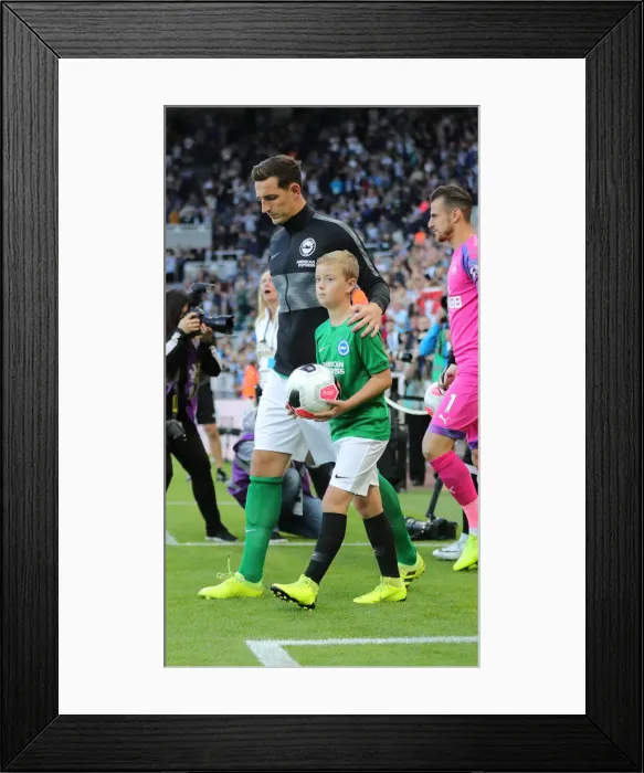 Framed Print : Newcastle United v Brighton and Hove Albion Premier League 21SEp19 Framed Print : Newcastle United v Brighton and Hove Albion Premier League 21SEp19