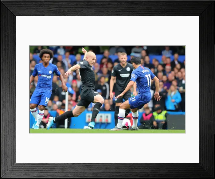 Framed Print : Premier League Showdown: Chelsea vs. Brighton and Hove Albion (28SEP19) Framed Print : Premier League Showdown: Chelsea vs. Brighton and Hove Albion (28SEP19)