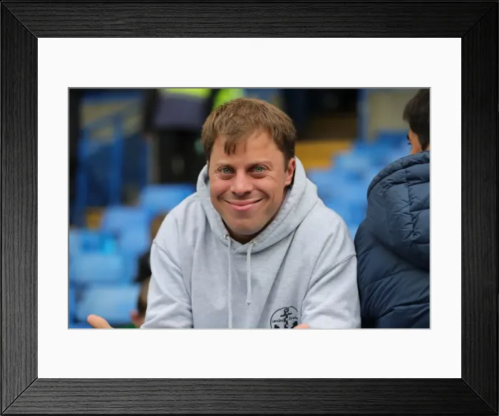 Framed Print : Premier League Showdown: Chelsea vs. Brighton and Hove Albion at Stamford Bridge (28SEP19) Framed Print : Premier League Showdown: Chelsea vs. Brighton and Hove Albion at Stamford Bridge (28SEP19)