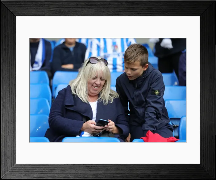 Framed Print : Premier League Showdown: Chelsea vs. Brighton and Hove Albion at Stamford Bridge (28SEP19) Framed Print : Premier League Showdown: Chelsea vs. Brighton and Hove Albion at Stamford Bridge (28SEP19)