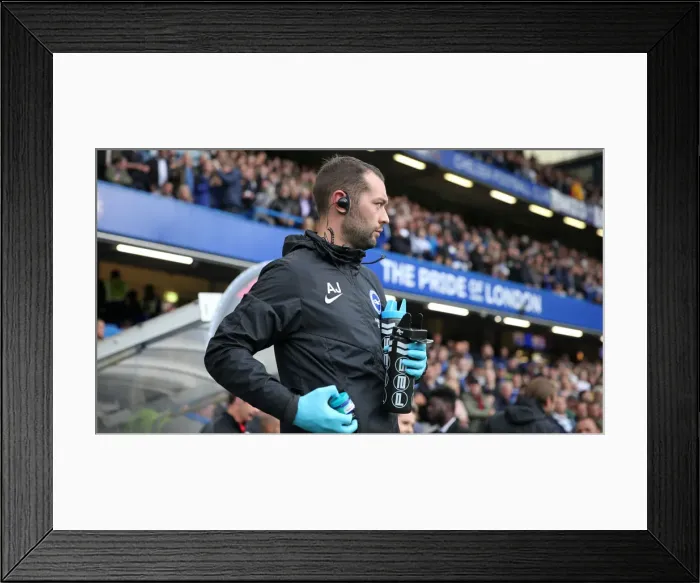 Framed Print : Premier League Showdown: Chelsea vs. Brighton and Hove Albion at Stamford Bridge (28SEP19) Framed Print : Premier League Showdown: Chelsea vs. Brighton and Hove Albion at Stamford Bridge (28SEP19)