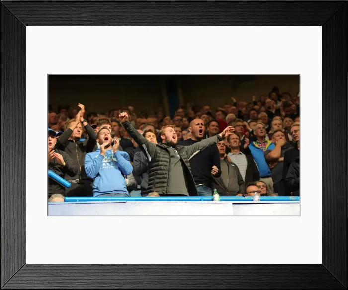 Framed Print : Premier League Showdown: Chelsea vs. Brighton and Hove Albion at Stamford Bridge (28SEP19) Framed Print : Premier League Showdown: Chelsea vs. Brighton and Hove Albion at Stamford Bridge (28SEP19)