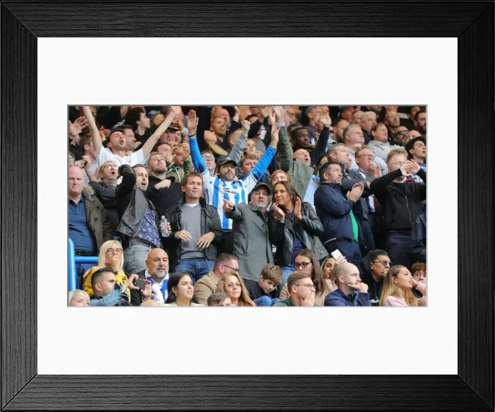 Framed Print : Premier League Showdown: Chelsea vs. Brighton and Hove Albion at Stamford Bridge (28SEP19) Framed Print : Premier League Showdown: Chelsea vs. Brighton and Hove Albion at Stamford Bridge (28SEP19)