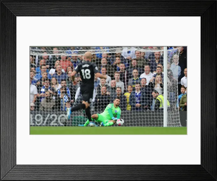 Framed Print : Premier League Showdown: Chelsea vs. Brighton and Hove Albion at Stamford Bridge (28SEP19) Framed Print : Premier League Showdown: Chelsea vs. Brighton and Hove Albion at Stamford Bridge (28SEP19)