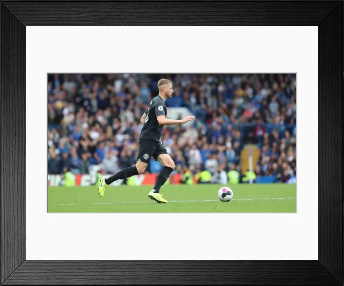 Framed Print : Premier League Showdown: Chelsea vs. Brighton and Hove Albion at Stamford Bridge (28SEP19)
