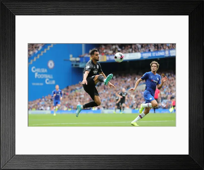 Framed Print : Premier League Showdown: Chelsea vs. Brighton and Hove Albion at Stamford Bridge (28SEP19)