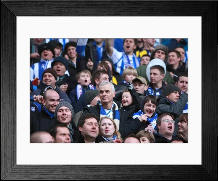 Framed Print : Brighton & Hove Albion's Epic FA Cup Battle at Villa Park (January 2010)