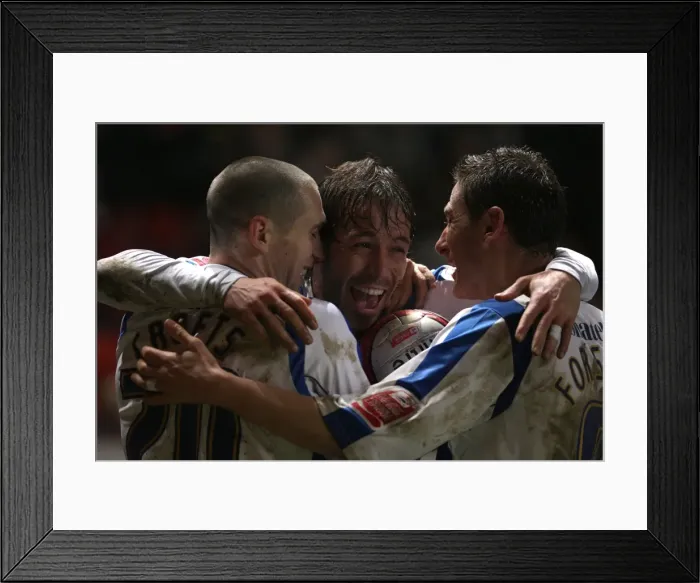 Framed Print : Calderon celebrates Framed Print : Calderon celebrates