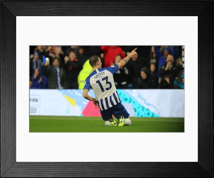 Framed Print : Brighton and Hove Albion vs. Everton: A Premier League Battle at American Express Community Stadium (26OCT19)