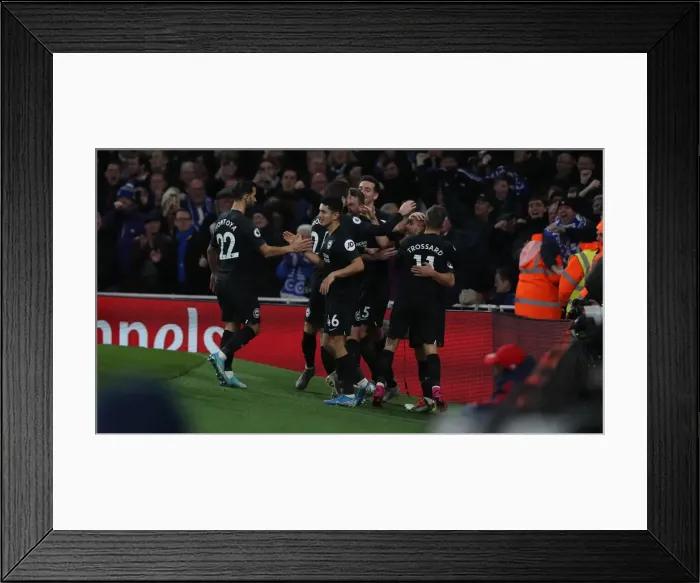 Framed Print : Intense Premier League Showdown: Arsenal vs. Brighton & Hove Albion at The Emirates, 5th December 2019 Framed Print : Intense Premier League Showdown: Arsenal vs. Brighton & Hove Albion at The Emirates, 5th December 2019