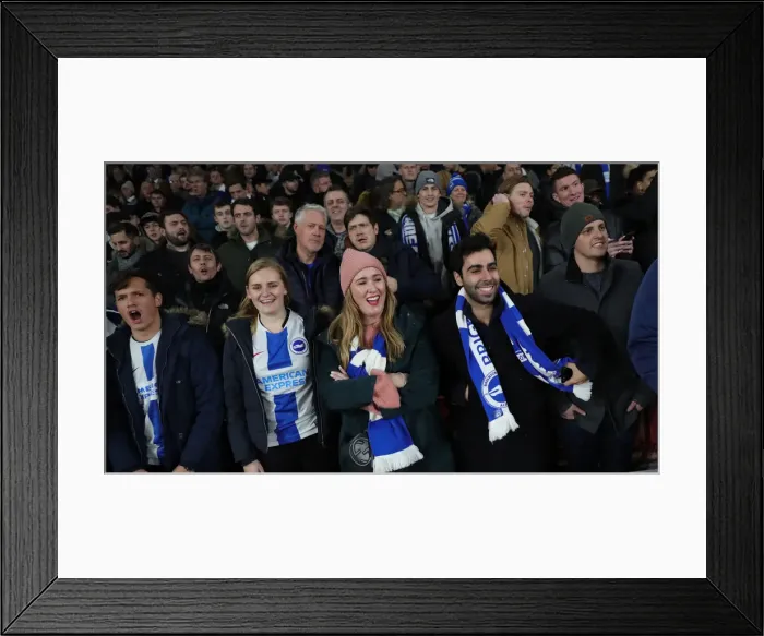 Framed Print : Intense Premier League Showdown: Arsenal vs. Brighton & Hove Albion at The Emirates, 5th December 2019 Framed Print : Intense Premier League Showdown: Arsenal vs. Brighton & Hove Albion at The Emirates, 5th December 2019