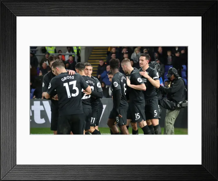 Framed Print : Decisive Moment: Crystal Palace vs. Brighton & Hove Albion at Selhurst Park (16DEC19) Framed Print : Decisive Moment: Crystal Palace vs. Brighton & Hove Albion at Selhurst Park (16DEC19)