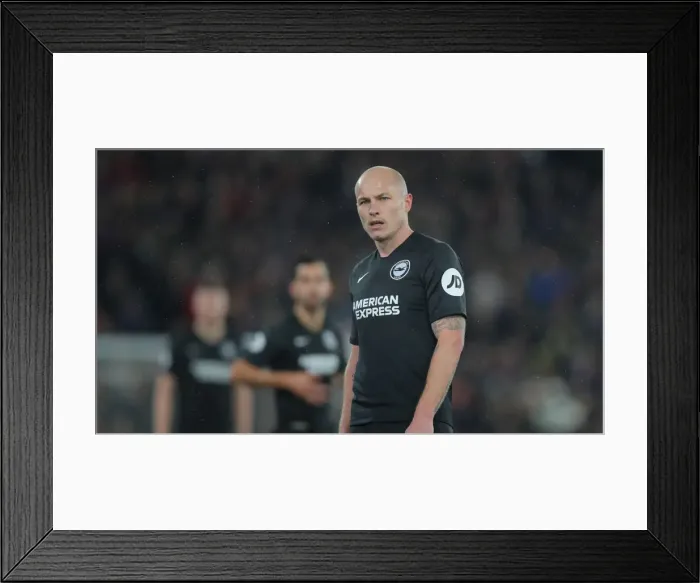 Framed Print : Decisive Moment: Crystal Palace vs. Brighton & Hove Albion at Selhurst Park (16DEC19) Framed Print : Decisive Moment: Crystal Palace vs. Brighton & Hove Albion at Selhurst Park (16DEC19)