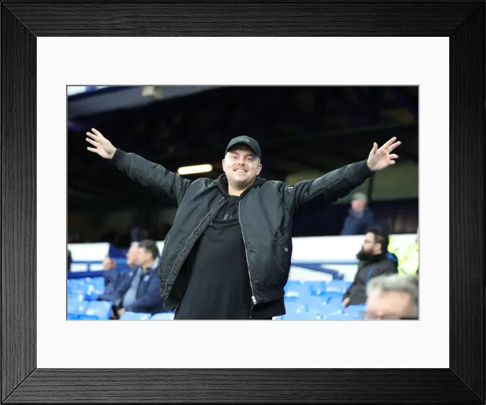 Framed Print : Intense Premier League Showdown: Everton vs. Brighton and Hove Albion at Goodison Park (11JAN20)