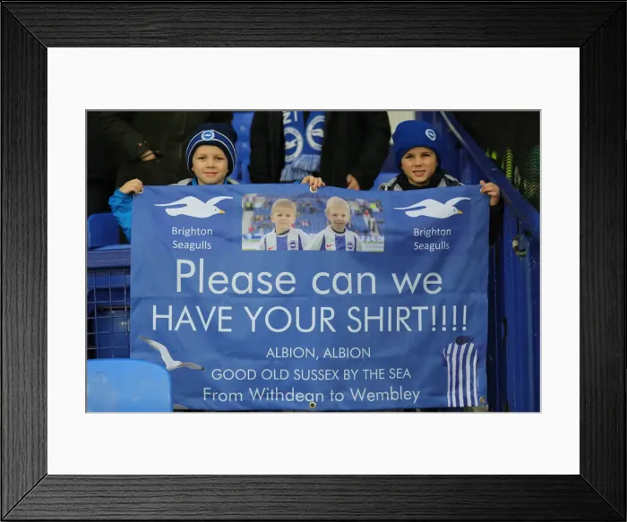 Framed Print : Intense Premier League Showdown: Everton vs. Brighton and Hove Albion at Goodison Park (11JAN20) Framed Print : Intense Premier League Showdown: Everton vs. Brighton and Hove Albion at Goodison Park (11JAN20)