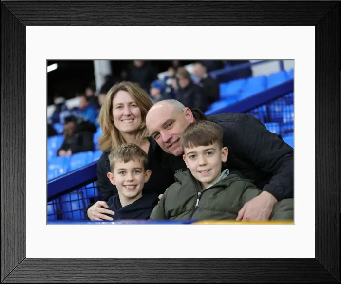 Framed Print : Intense Premier League Showdown: Everton vs. Brighton and Hove Albion at Goodison Park (11JAN20) Framed Print : Intense Premier League Showdown: Everton vs. Brighton and Hove Albion at Goodison Park (11JAN20)
