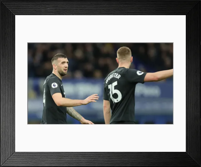 Framed Print : Intense Premier League Showdown: Everton vs. Brighton and Hove Albion at Goodison Park (11JAN20) Framed Print : Intense Premier League Showdown: Everton vs. Brighton and Hove Albion at Goodison Park (11JAN20)