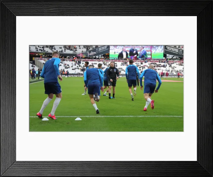 Framed Print : A Battle in the Premier League: West Ham United vs. Brighton and Hove Albion (1st February 2020) Framed Print : A Battle in the Premier League: West Ham United vs. Brighton and Hove Albion (1st February 2020)