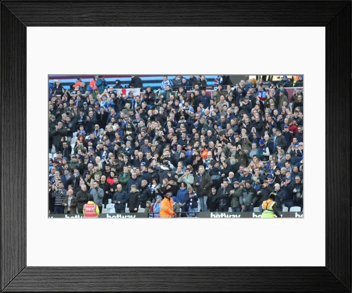 Framed Print : Premier League Showdown: Brighton and Hove Albion vs. West Ham United at London Stadium (01FEB20) Framed Print : Premier League Showdown: Brighton and Hove Albion vs. West Ham United at London Stadium (01FEB20)