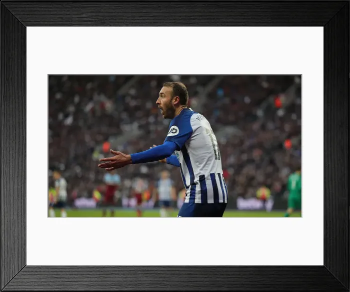 Framed Print : A Battle in the Premier League: West Ham United vs. Brighton and Hove Albion (1st February 2020) Framed Print : A Battle in the Premier League: West Ham United vs. Brighton and Hove Albion (1st February 2020)