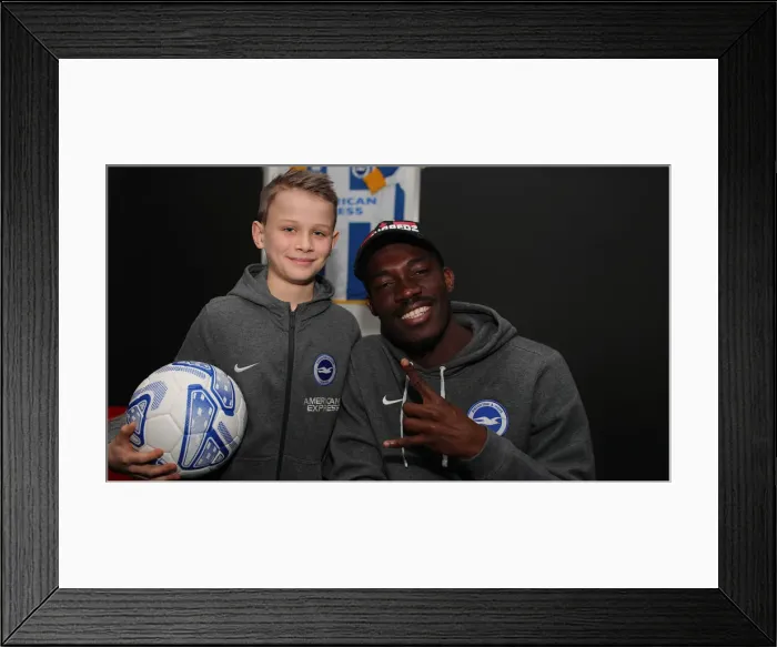 Framed Print : Player Signing Session Dicks Bar 18FEB20 Framed Print : Player Signing Session Dicks Bar 18FEB20