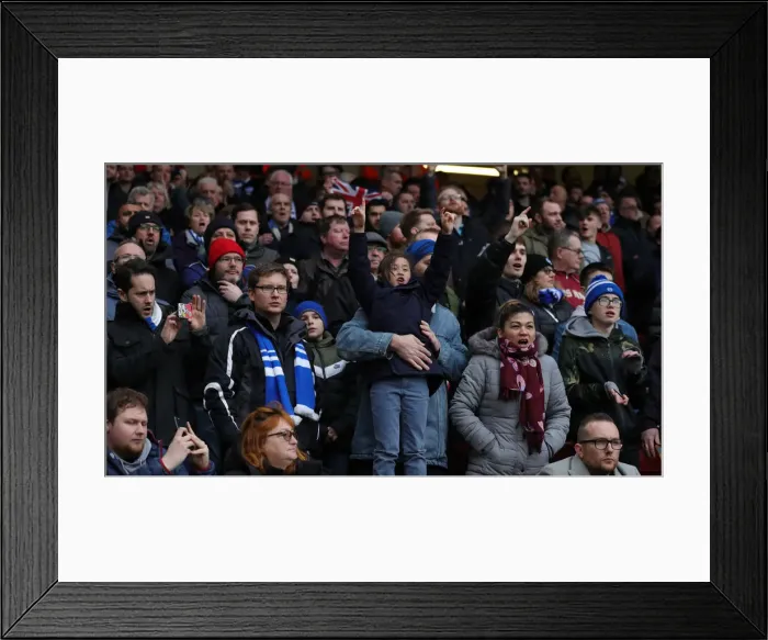 Framed Print : Intense Premier League Showdown: Brighton & Hove Albion vs. Sheffield United (22FEB20) Framed Print : Intense Premier League Showdown: Brighton & Hove Albion vs. Sheffield United (22FEB20)
