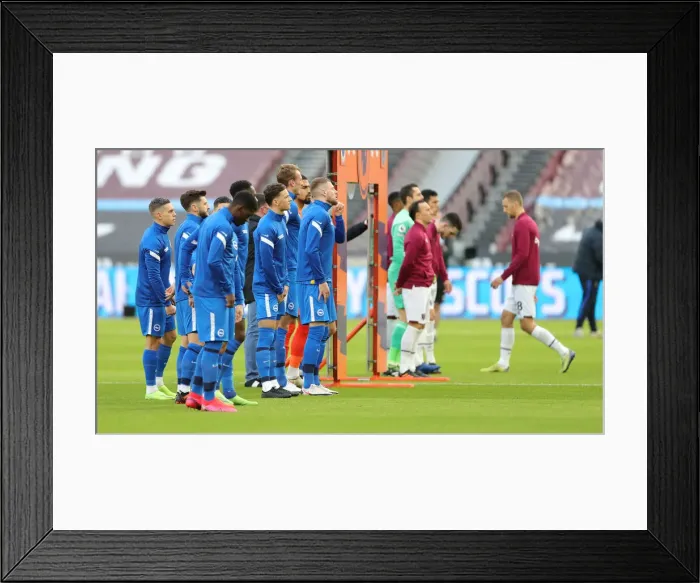 Framed Print : Decisive Moment: West Ham vs. Brighton - Premier League Clash (27DEC20) Framed Print : Decisive Moment: West Ham vs. Brighton - Premier League Clash (27DEC20)