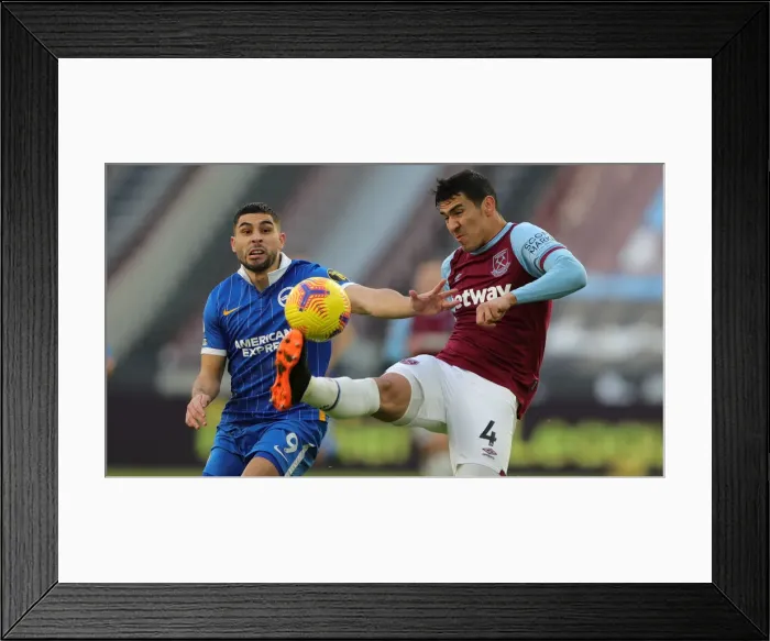 Framed Print : Decisive Moment: West Ham vs. Brighton - Premier League Clash at London Stadium (27DEC20) Framed Print : Decisive Moment: West Ham vs. Brighton - Premier League Clash at London Stadium (27DEC20)