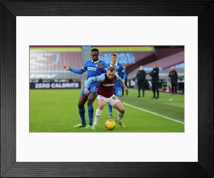 Framed Print : Decisive Moment: West Ham vs. Brighton - Premier League Clash (27DEC20) Framed Print : Decisive Moment: West Ham vs. Brighton - Premier League Clash (27DEC20)
