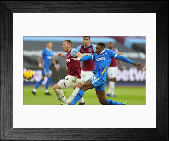 Framed Print : Decisive Moment: West Ham vs. Brighton - Premier League Clash at London Stadium (27DEC20) Framed Print : Decisive Moment: West Ham vs. Brighton - Premier League Clash at London Stadium (27DEC20)