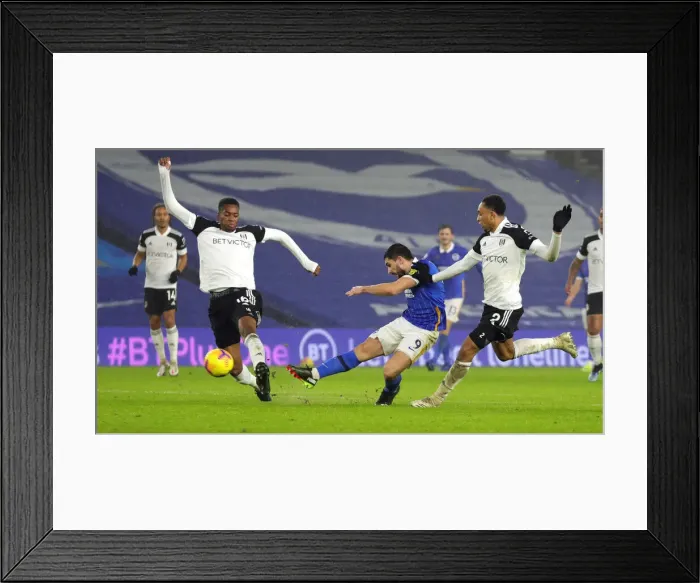 Framed Print : Intense Premier League Showdown: Brighton & Hove Albion vs. Fulham (27JAN21) Framed Print : Intense Premier League Showdown: Brighton & Hove Albion vs. Fulham (27JAN21)