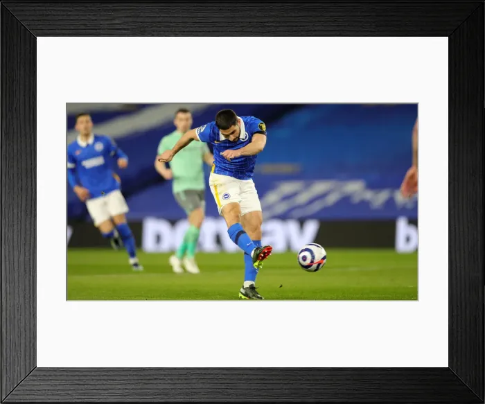 Framed Print : 12 Neal Maupay Framed Print : 12 Neal Maupay