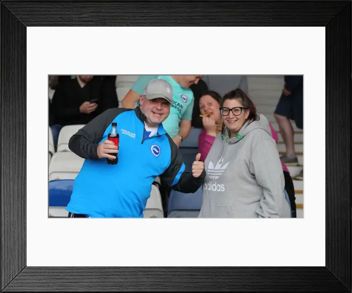 Framed Print : Luton Town vs. Brighton & Hove Albion: Pre-Season Clash at Kenilworth Road (31st July 2021) Framed Print : Luton Town vs. Brighton & Hove Albion: Pre-Season Clash at Kenilworth Road (31st July 2021)