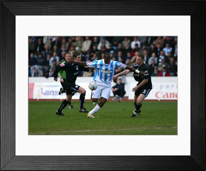 Framed Print : Gifton Noel Williams: Momentum Against Odds - A Brighton Albion FC Icon in the 0-2 Home Defeat (April 17, 2006) Framed Print : Gifton Noel Williams: Momentum Against Odds - A Brighton Albion FC Icon in the 0-2 Home Defeat (April 17, 2006)