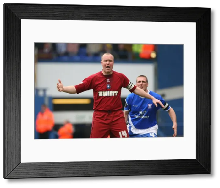 Framed Print : Guy Butters Leads Brighton to Victory: 2-1 Win at Ipswich Town, April 2006