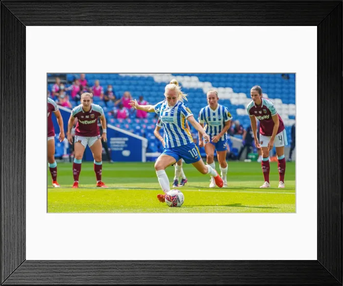 Framed Print : Brighton & Hove Albion Women vs. West Ham United Women: 2021 / 22 WSL Clash at American Express Community Stadium Framed Print : Brighton & Hove Albion Women vs. West Ham United Women: 2021 / 22 WSL Clash at American Express Community Stadium