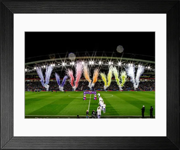 Framed Print : Brighton and Hove Albion vs Leeds United: A Premier League Battle at American Express Community Stadium (November 2021) Framed Print : Brighton and Hove Albion vs Leeds United: A Premier League Battle at American Express Community Stadium (November 2021)