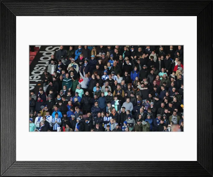 Framed Print : Decisive Moments: Southampton vs. Brighton & Hove Albion at St Mary's, 4th December 2021 Framed Print : Decisive Moments: Southampton vs. Brighton & Hove Albion at St Mary's, 4th December 2021