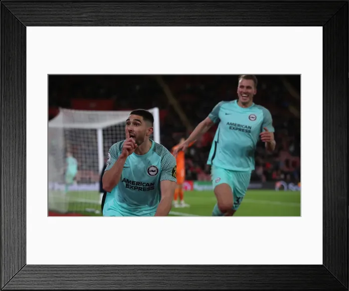 Framed Print : Decisive Moments: Southampton vs. Brighton & Hove Albion at St Mary's, 04DEC21 Framed Print : Decisive Moments: Southampton vs. Brighton & Hove Albion at St Mary's, 04DEC21