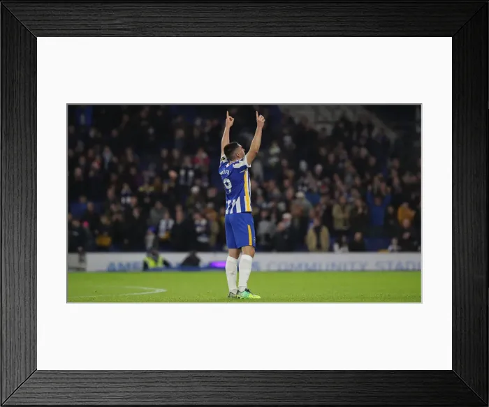 Framed Print : Boxing Day Battle: Premier League Clash between Brighton & Hove Albion and Brentford (26DEC21) Framed Print : Boxing Day Battle: Premier League Clash between Brighton & Hove Albion and Brentford (26DEC21)