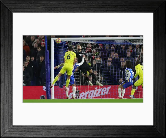 Framed Print : Boxing Day Battle: Premier League Clash between Brighton & Hove Albion and Brentford (26DEC21) Framed Print : Boxing Day Battle: Premier League Clash between Brighton & Hove Albion and Brentford (26DEC21)