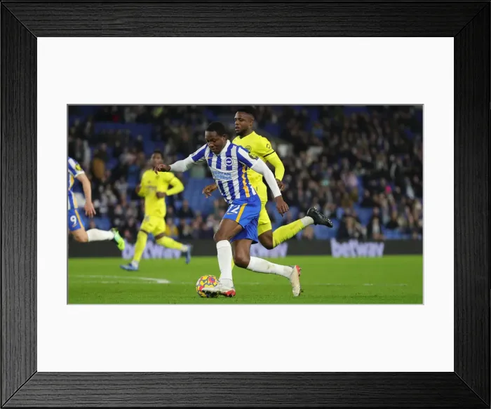 Framed Print : Boxing Day Battle: Premier League Clash between Brighton & Hove Albion and Brentford (26DEC21) Framed Print : Boxing Day Battle: Premier League Clash between Brighton & Hove Albion and Brentford (26DEC21)