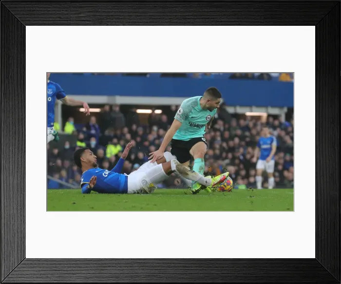 Framed Print : Premier League Clash: Everton vs. Brighton & Hove Albion at Goodison Park (02JAN22) Framed Print : Premier League Clash: Everton vs. Brighton & Hove Albion at Goodison Park (02JAN22)