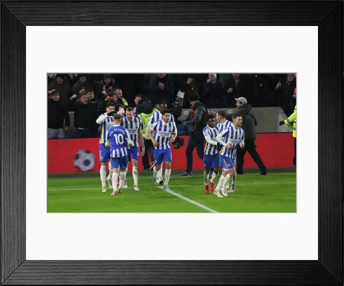 Framed Print : Intense Premier League Clash: Brighton & Hove Albion vs. Chelsea (18Jan22) Framed Print : Intense Premier League Clash: Brighton & Hove Albion vs. Chelsea (18Jan22)