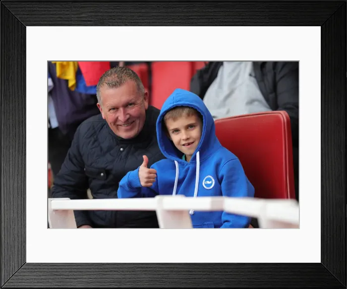 Framed Print : Intense Premier League Clash: Arsenal vs. Brighton & Hove Albion (09APR22) Framed Print : Intense Premier League Clash: Arsenal vs. Brighton & Hove Albion (09APR22)