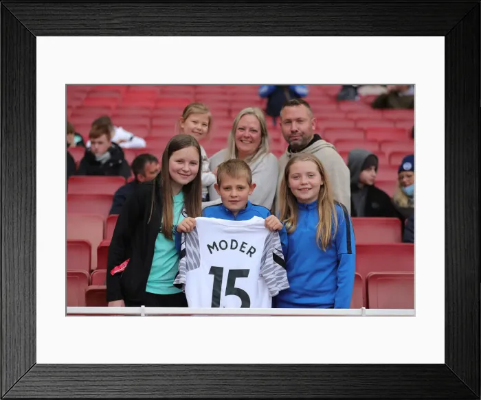 Framed Print : Intense Premier League Showdown: Arsenal vs. Brighton & Hove Albion (09APR22) - Battle at the Emirates Framed Print : Intense Premier League Showdown: Arsenal vs. Brighton & Hove Albion (09APR22) - Battle at the Emirates