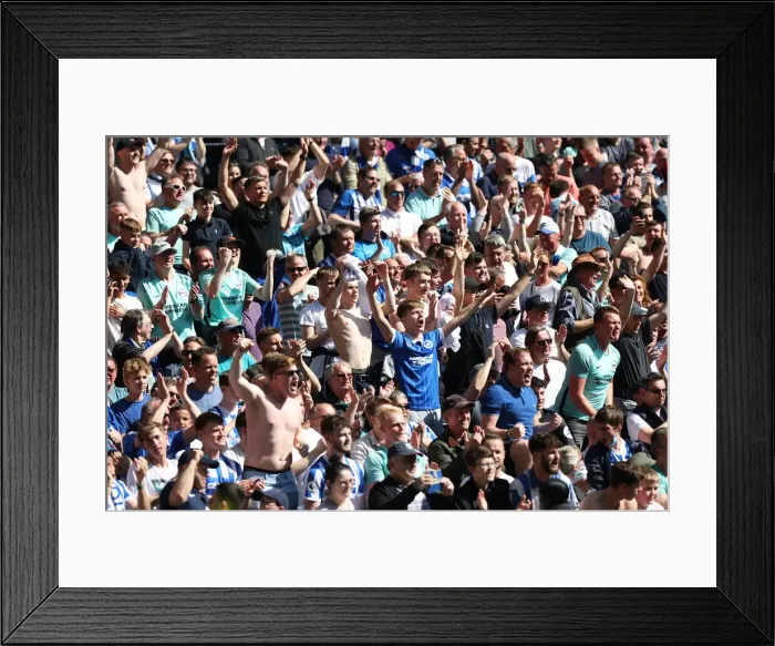 Framed Print : Intense Battle: Premier League Showdown - Tottenham Hotspur vs. Brighton & Hove Albion (16APR22) Framed Print : Intense Battle: Premier League Showdown - Tottenham Hotspur vs. Brighton & Hove Albion (16APR22)