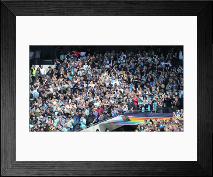 Framed Print : 16APR22: Intense Moment from Premier League Clash between Tottenham Hotspur and Brighton & Hove Albion Framed Print : 16APR22: Intense Moment from Premier League Clash between Tottenham Hotspur and Brighton & Hove Albion