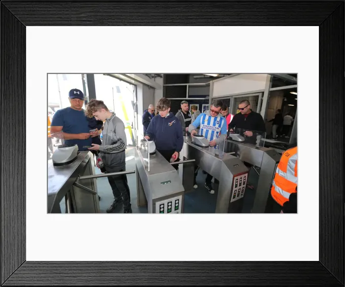 Framed Print : Intense Premier League Showdown: Brighton & Hove Albion vs. Southampton (24APR22) Framed Print : Intense Premier League Showdown: Brighton & Hove Albion vs. Southampton (24APR22)